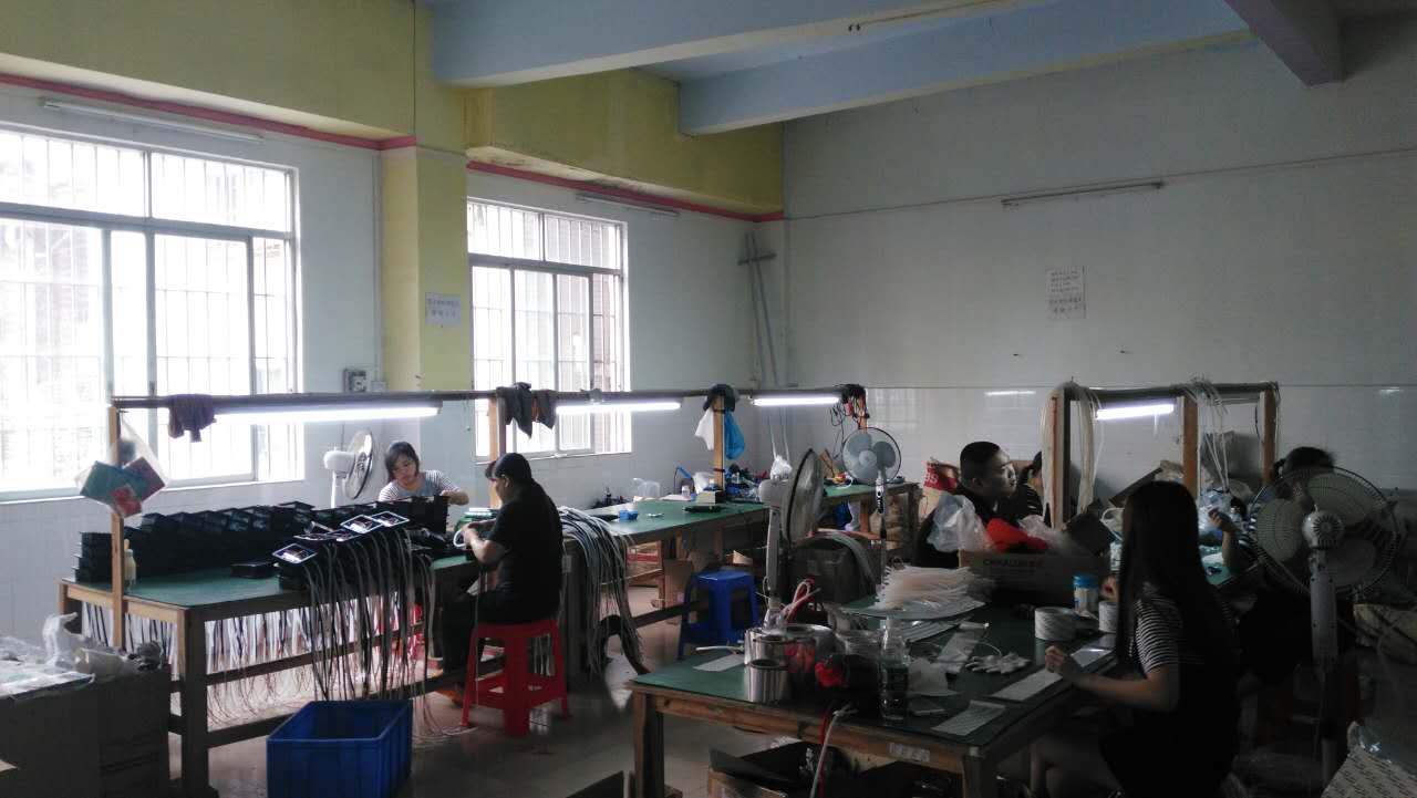 李佳老板的生產(chǎn)現(xiàn)場(chǎng) 李佳老板的生產(chǎn)現(xiàn)場(chǎng)