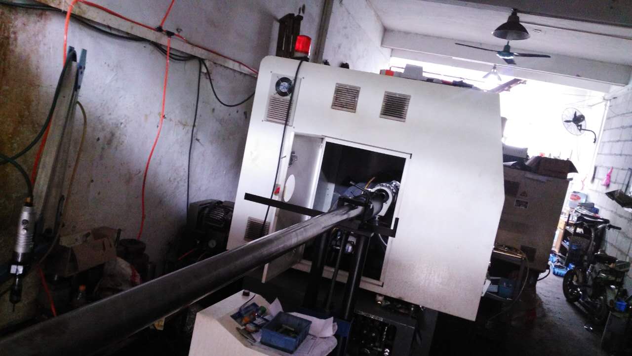 凱恩利車銑機(jī)帶送料器 凱恩利車銑機(jī)帶送料器