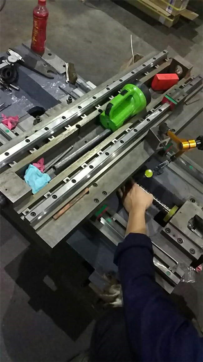 凱恩利46標準排刀機(X、Z軸結(jié)構(gòu)) 