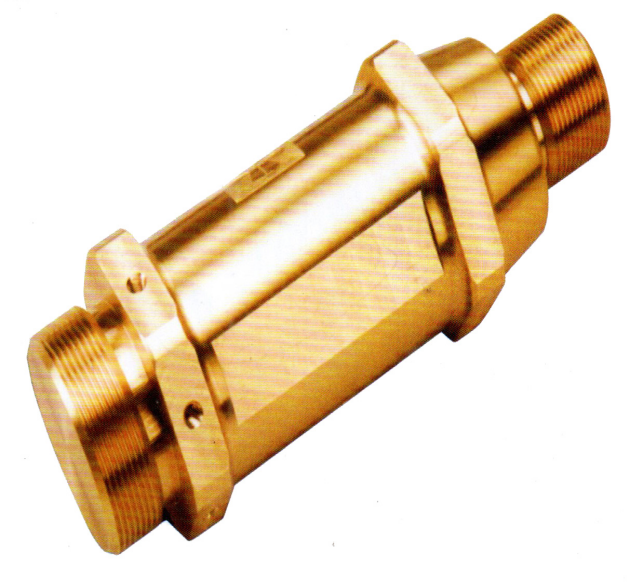 主軸與副軸結構使工件一次加工完成