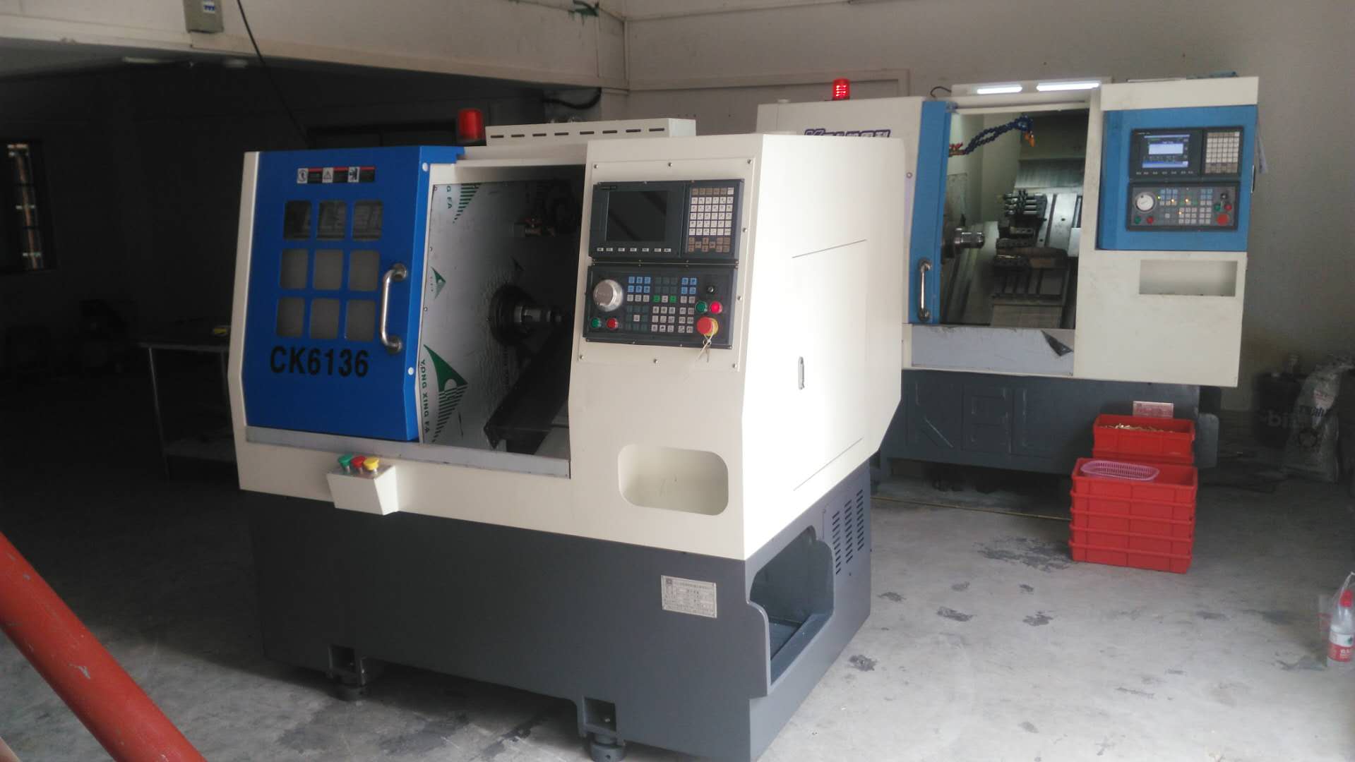 凱恩利36標(biāo)準(zhǔn)排刀機——客戶現(xiàn)場擺放情況 凱恩利36標(biāo)準(zhǔn)排刀機——客戶現(xiàn)場擺放情況