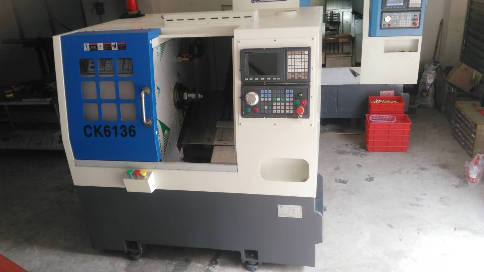 凱恩利36標(biāo)準(zhǔn)排刀機——客戶現(xiàn)場擺放情況 凱恩利36標(biāo)準(zhǔn)排刀機——客戶現(xiàn)場擺放情況