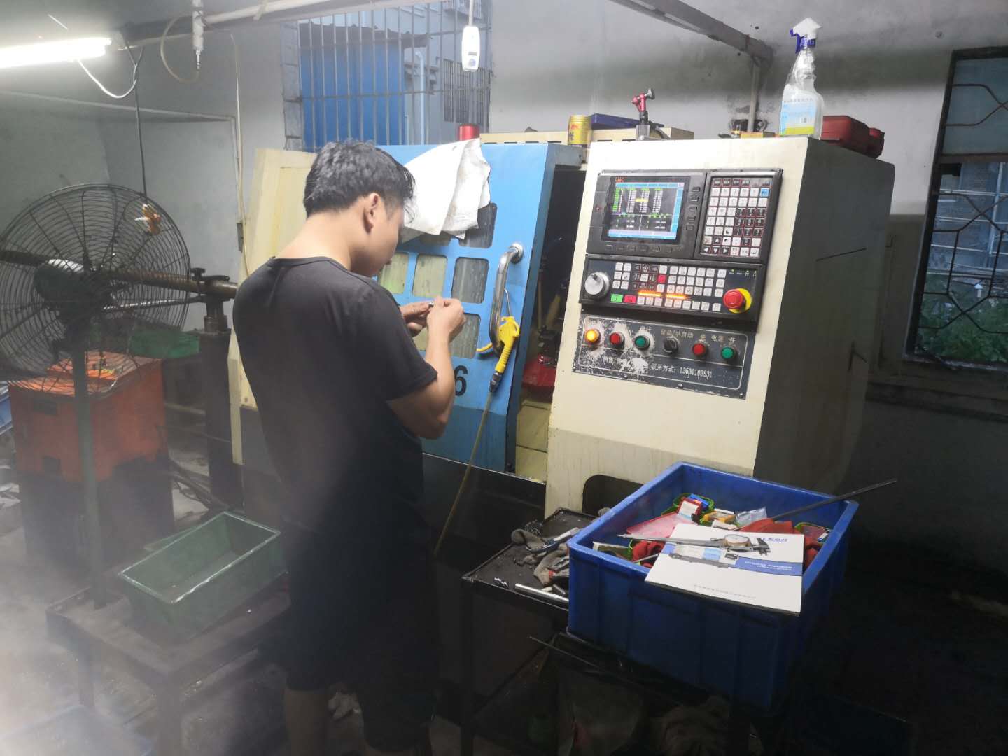 凱恩利 數(shù)控車床36機(jī) 現(xiàn)場(chǎng)使用展示 凱恩利 數(shù)控車床36機(jī) 現(xiàn)場(chǎng)使用展示