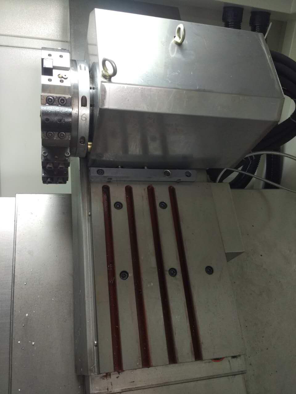 CKX6146D—W∠45斜床身數(shù)控車床(刀塔帶尾座機)—高配置 CKX6146D—W∠45斜床身數(shù)控車床(刀塔帶尾座機)—高配置